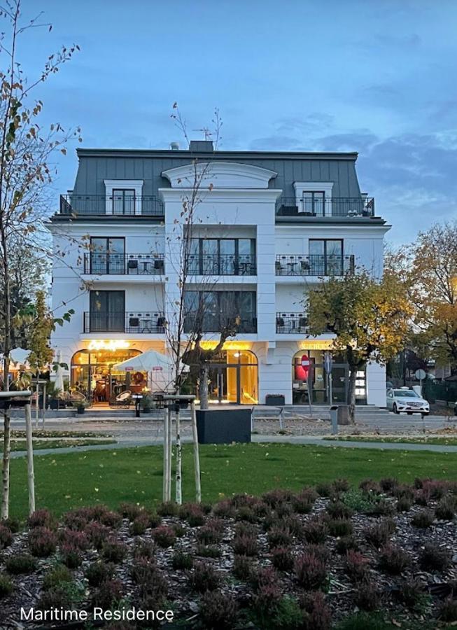 Luxury Apartments In Residence Maritime Miedzyzdroje Exteriör bild